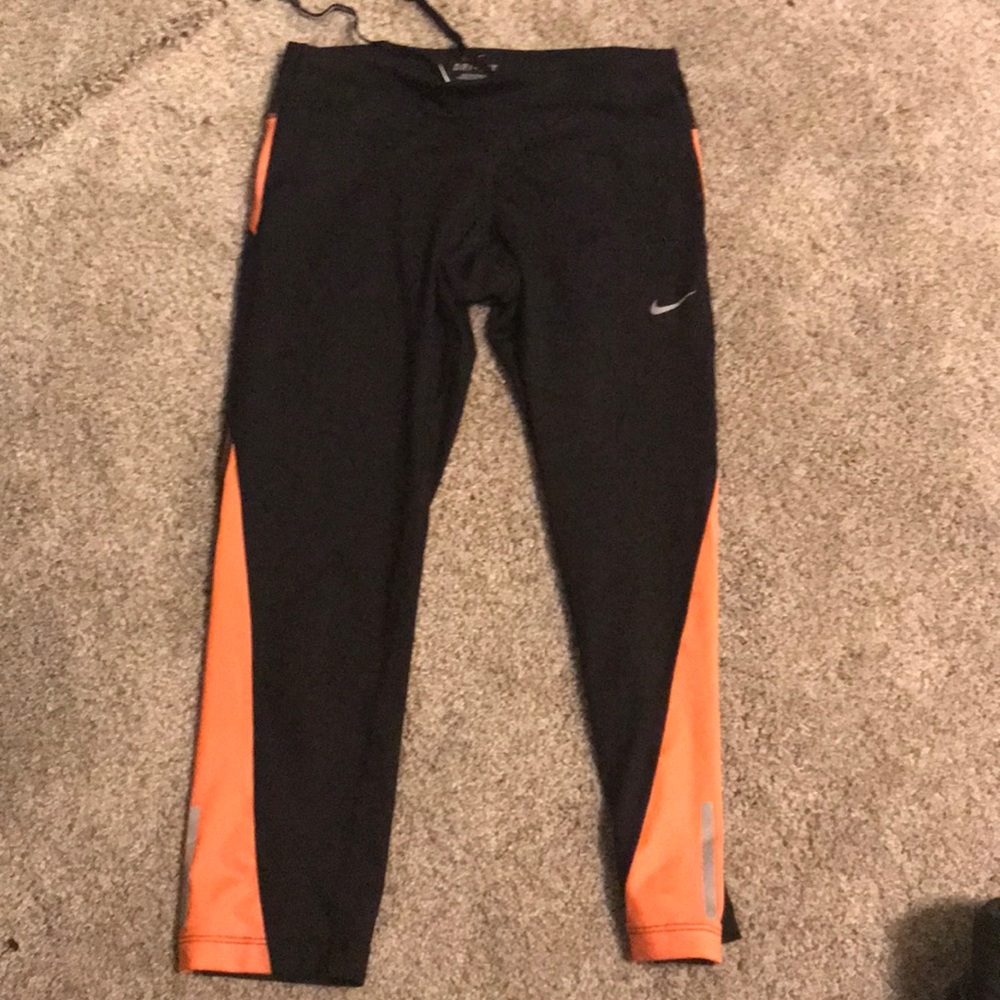 Nike Dri-Fit cropped tight